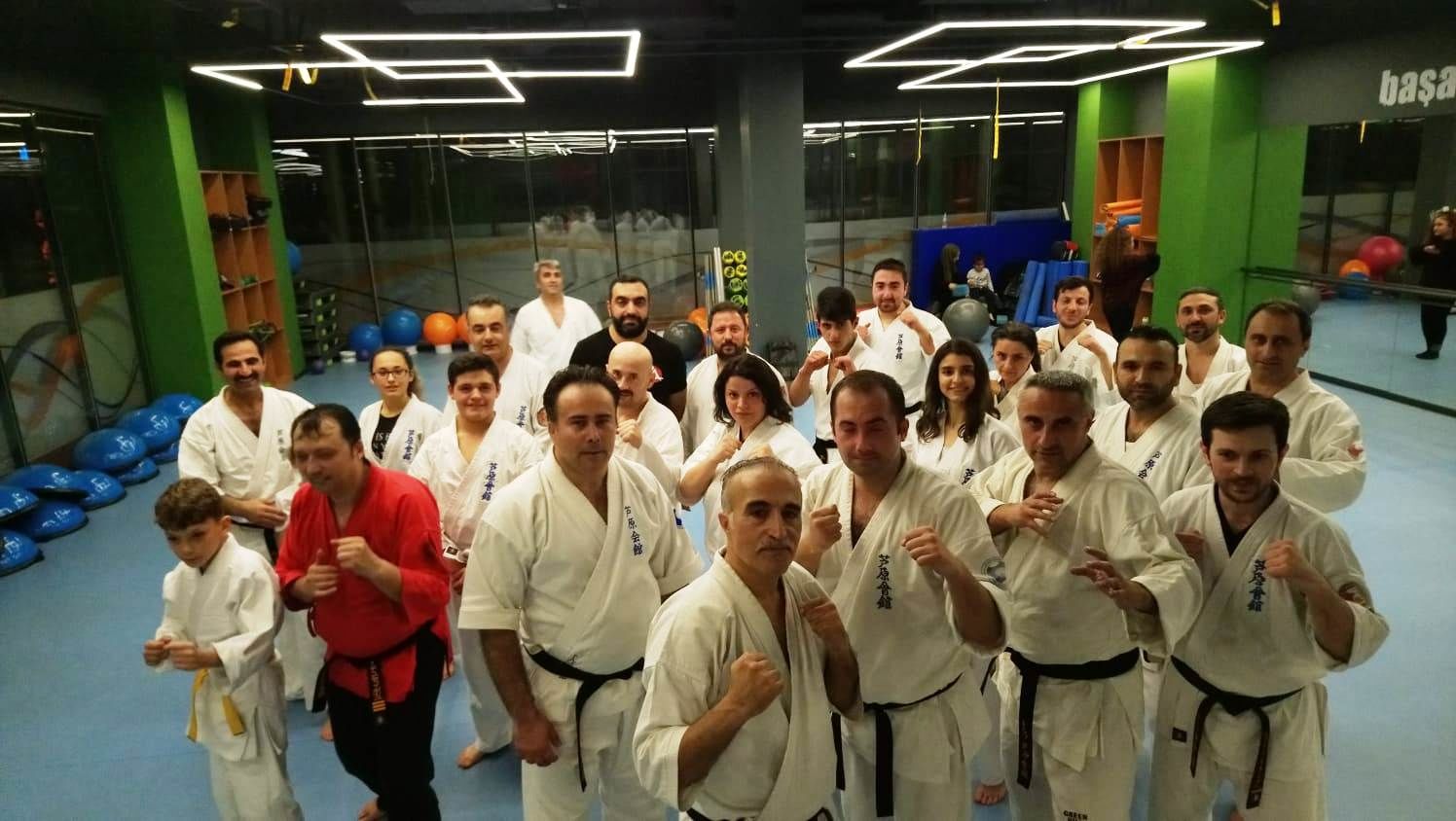 Ümraniye dojosunda grup dersi